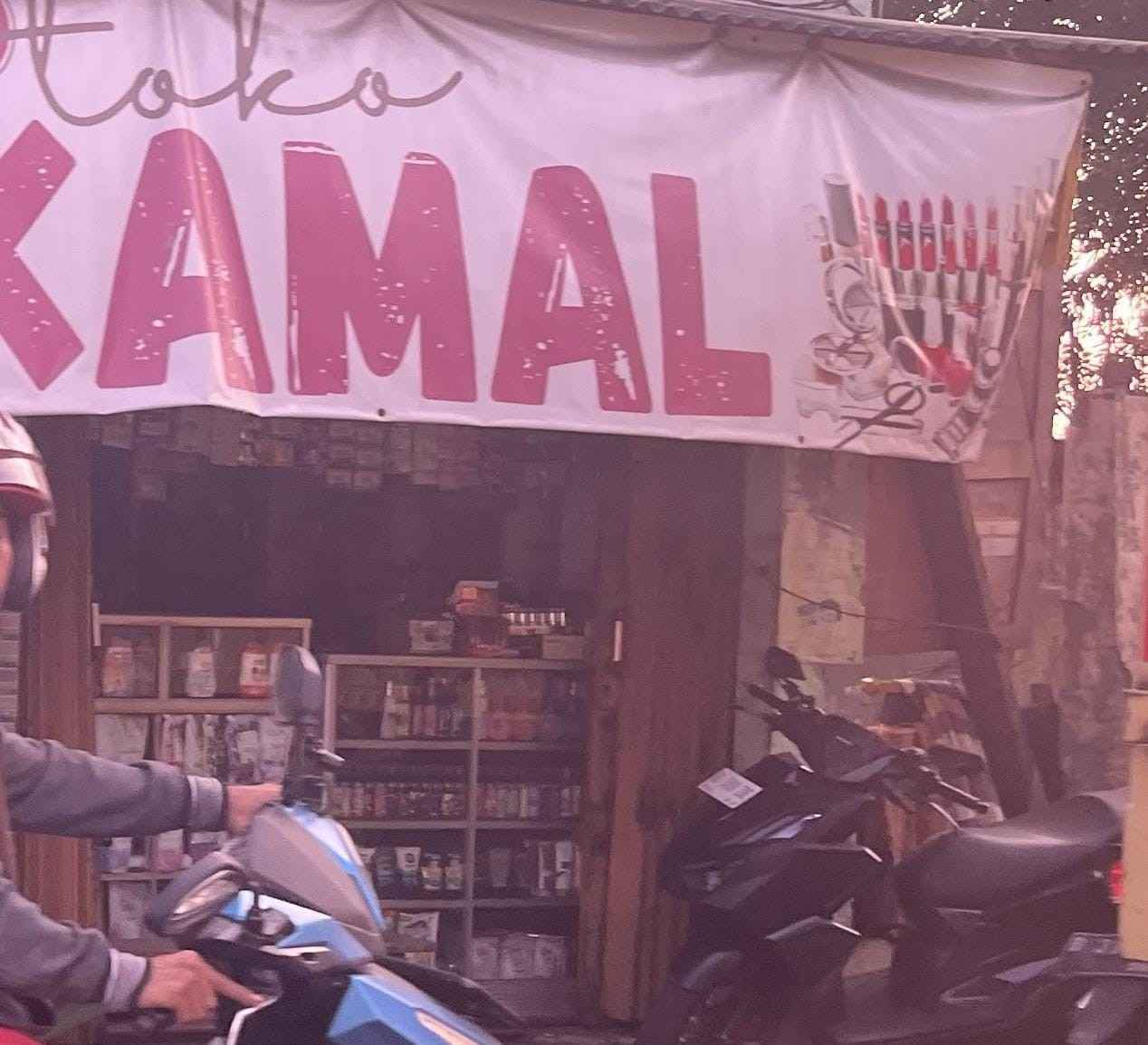 Toko yang diduga menjual obat keras 